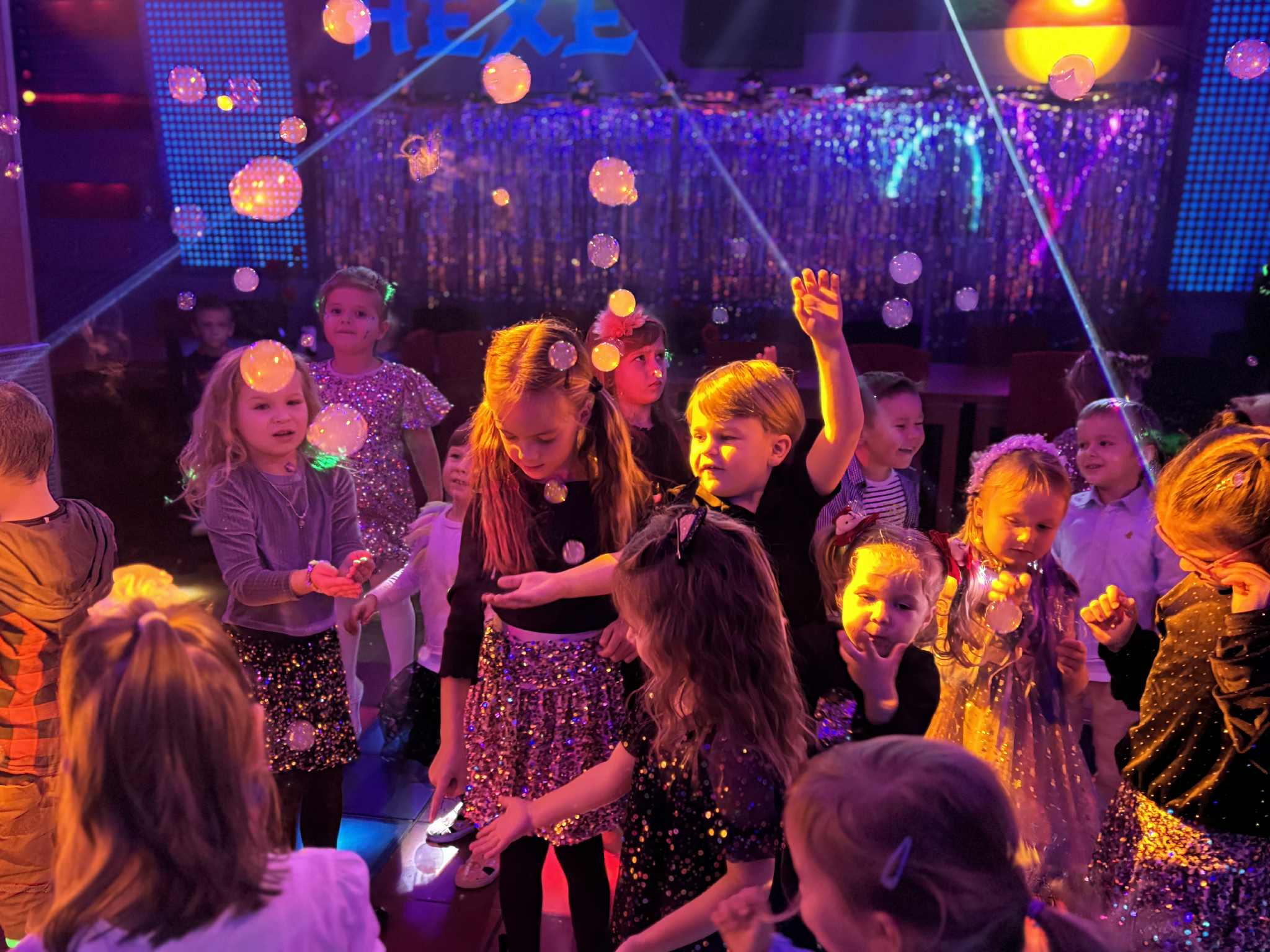 Zabawa andrzejkowa w restauracji Hexe 