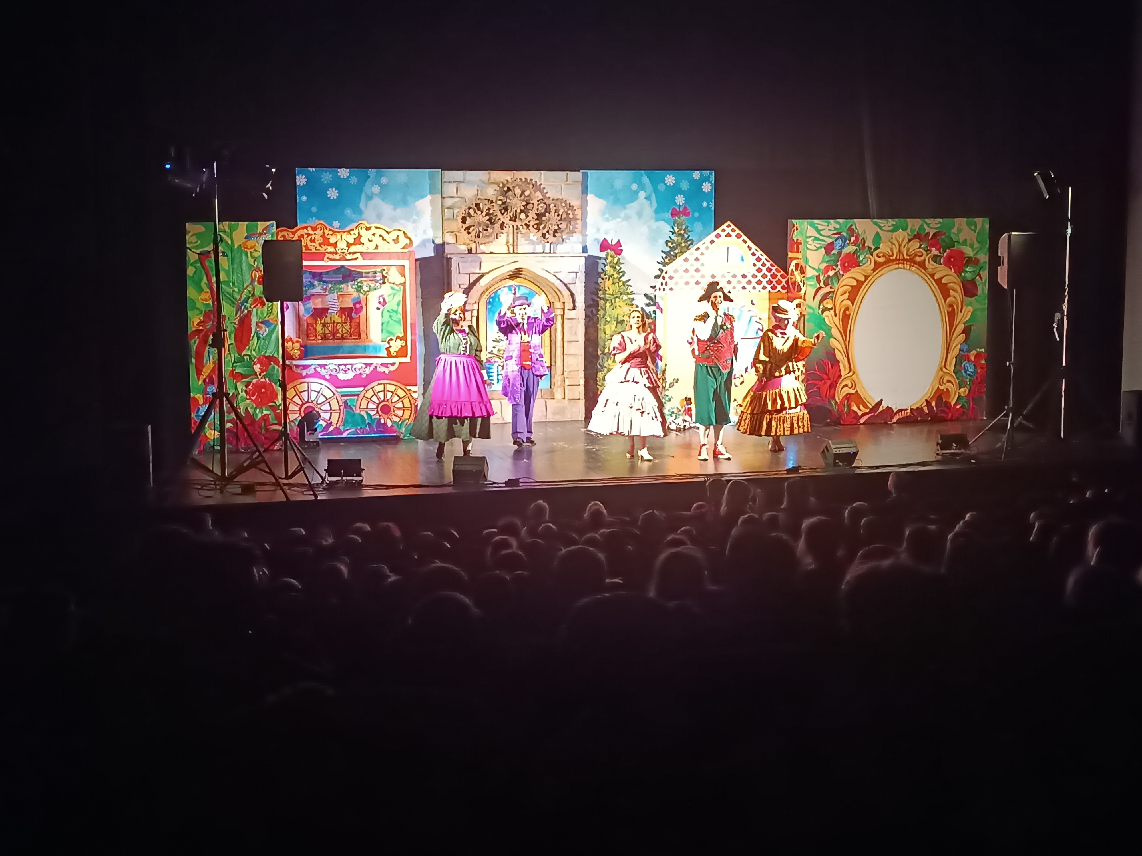 ''Dziadek do orzechów'' – magiczny spektakl w Limanowskim Domu Kultury