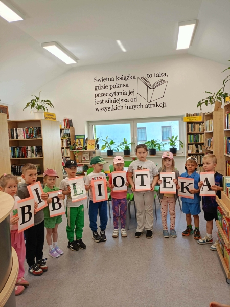 Sówki w bibliotece SP w Łąkcie Górnej